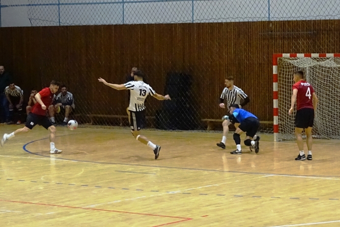 Cupa Minerul, ziua 1 – rezultate, marcatori, clasamente, loturi (GALERIE FOTO)