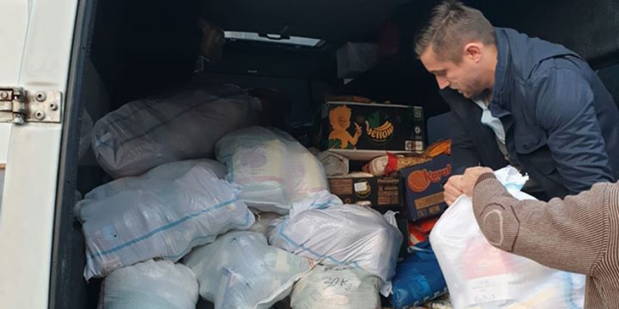 Preoții și credincioșii din Protopiatul Vișeu au donat peste cinci tone de alimente (GALERIE FOTO)