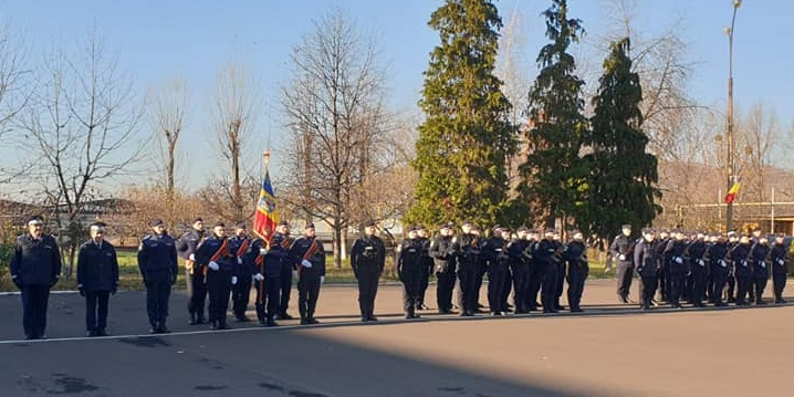 Patru jandarmi avansați în grad înainte de termen