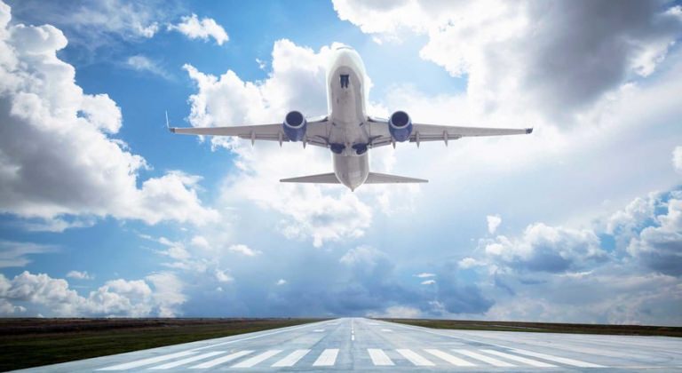 CNSU: Se vor relua zborurile către şi dinspre 17 ţări, începând cu 15 iunie