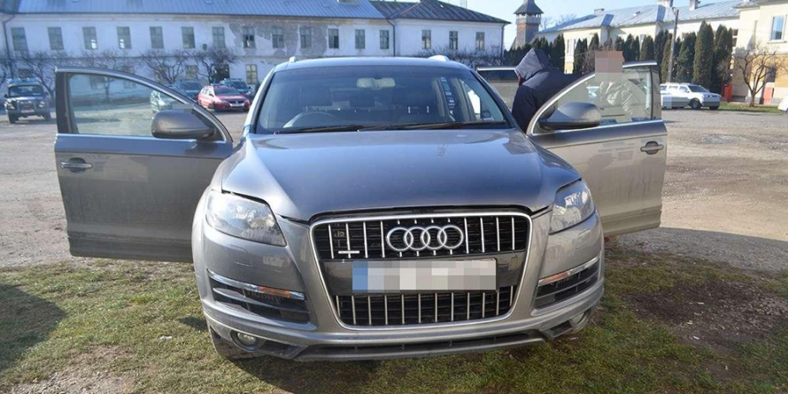 Audi Q7 furat din Marea Britanie și  repede găsit în Cavnic
