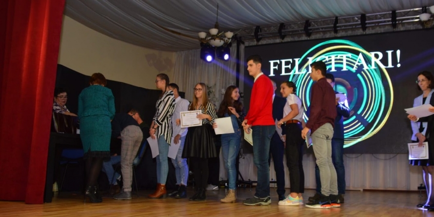 409 elevi și 315 profesori au fost premiați în cadrul ”Galei olimpicilor maramureșeni” (GALERIE FOTO)