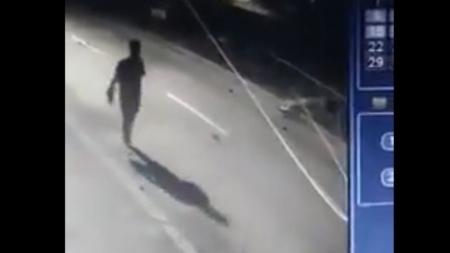A scăpat fără nicio zgârietură dintr-un accident teribil (VIDEO)