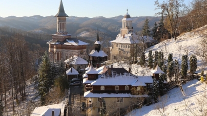Programul liturgic de Florii la Mănăstirea Rohia