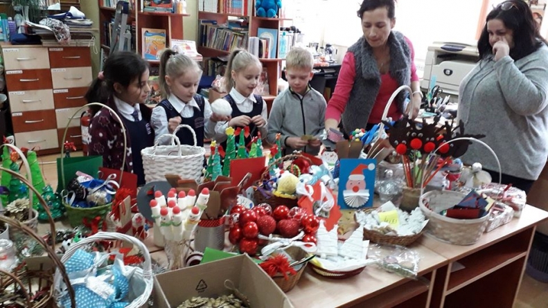 “Alături de cei de lângă noi” – proiect umanitar desfășurat la Școala “Nichita Stănescu” din Baia Mare