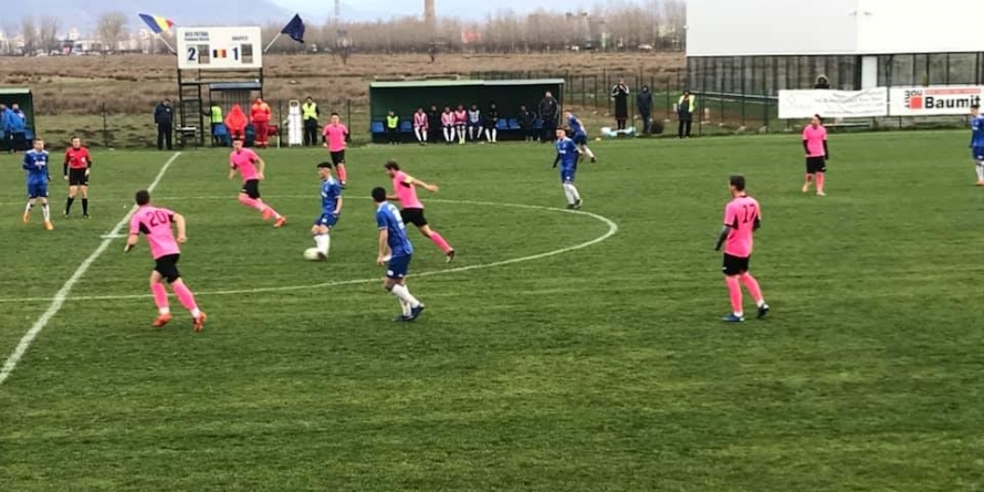 Recea și Baia Mare, pe primele două locuri la finalul turului