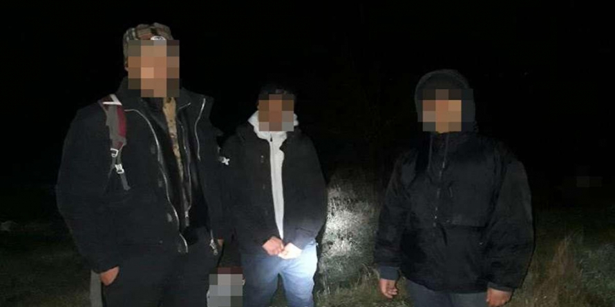 Alți trei bărbați de origine africană au vrut să ajungă pe jos în raiul occidental