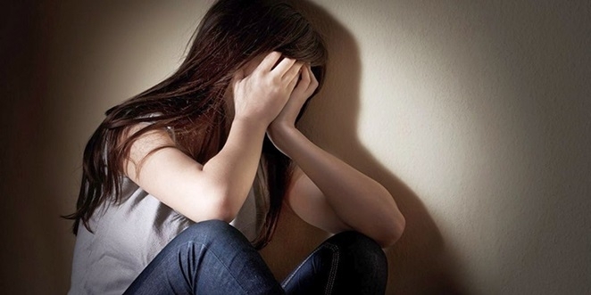 Tânăr arestat preventiv pentru viol şi act sexual cu o minoră de 12 ani