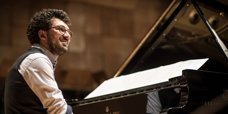 Doar două zile mai puteți cumpăra bilete cu discount la concertul pianistului Teo Milea