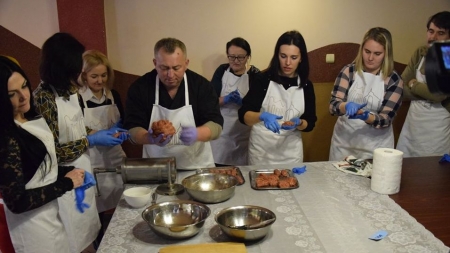 Cursuri de gastronomie cu oaspeți ucraineni în Seini (GALERIE FOTO)