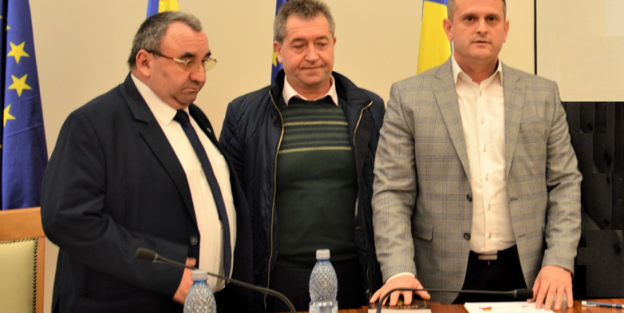 Pleacă ai noștri, vin ai noștri, șlagăr la modă în PMP Maramureș