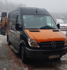 Microbuz de transport persoane cu dizabilități la Centrul Social din Coroieni