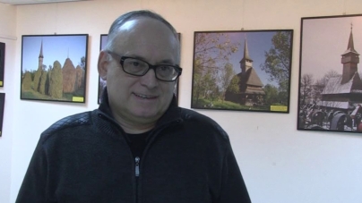 Expoziția „Comorile României”, de Tudorel Ilie, a ajuns în orașul Benidorm din Spania de Ziua Culturii Naționale