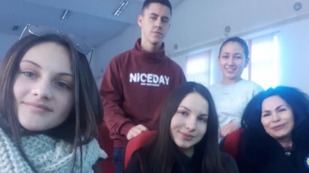 Recitând din Eminescu, elevi de la Liceul „Petru Rareș” din Târgu Lăpuș au luat principalele premii la concursul  național de la Blaj