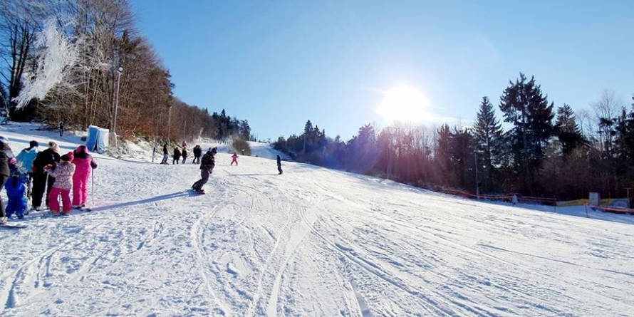 Program de schi la Cavnic, în după masa primei zile din 2020