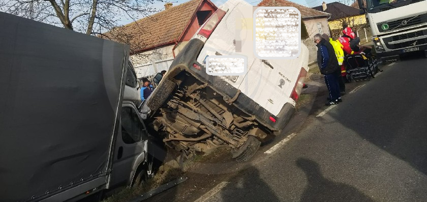 Maramureșean implicat într-un spectaculos accident de pe DN 19