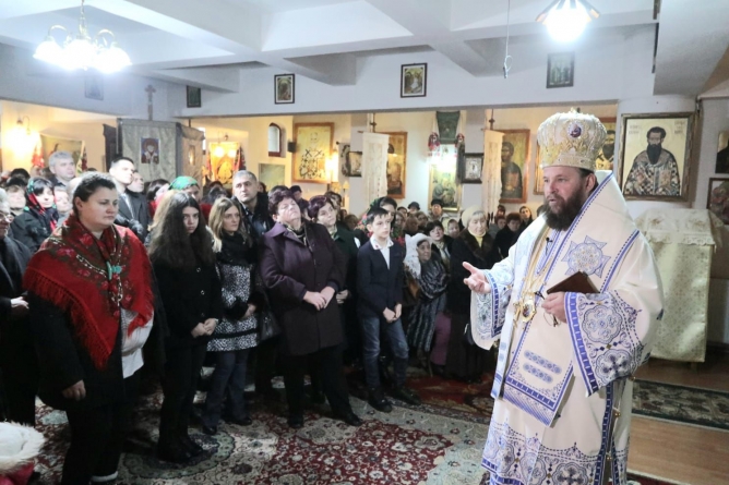 Arhiereul vicar Timotei: ”Fiecare dintre noi putem să fim, la un moment dat, Zaheu vameşul” (GALERIE FOTO)