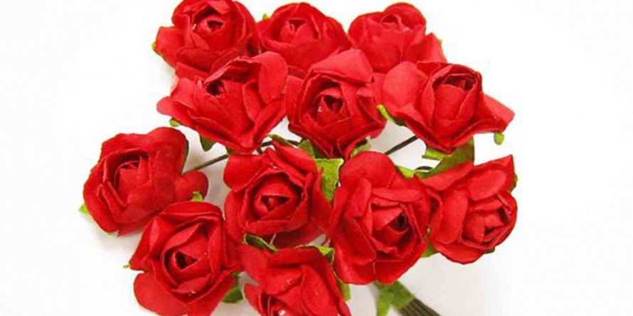 Atelier de făcut trandafiri din hârtie