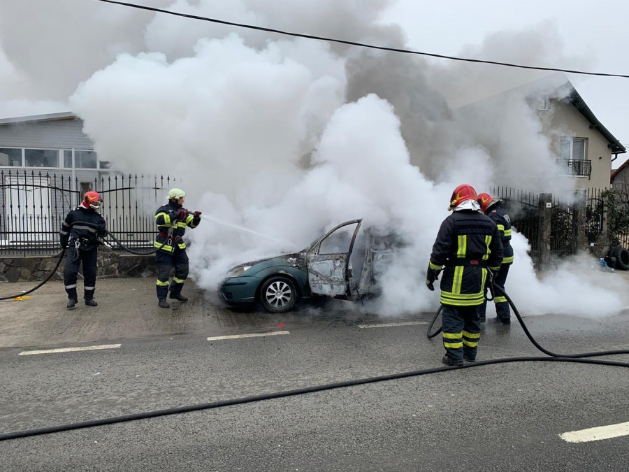 Incendii la început de weekend (GALERIE FOTO)