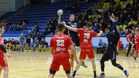Spectacol și goluri multe în meciul dintre Minaur și CSM Reșița (GALERIE FOTO)