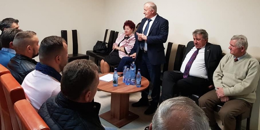 Tandemul de la conducerea primăriei Mireșu Mare și-a schimbat ordinea la organizația de partid