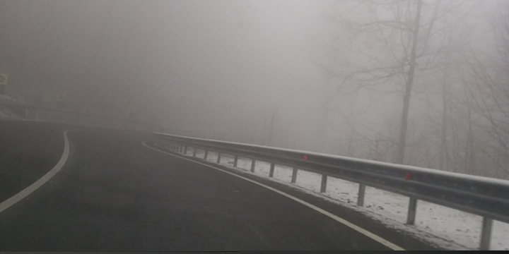 Ceață pe mai multe porțiuni de drum din județ