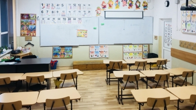 Final de an școlar atipic, fără flori, fără îmbrățișări; festivitățile s-au desfășurat pe internet