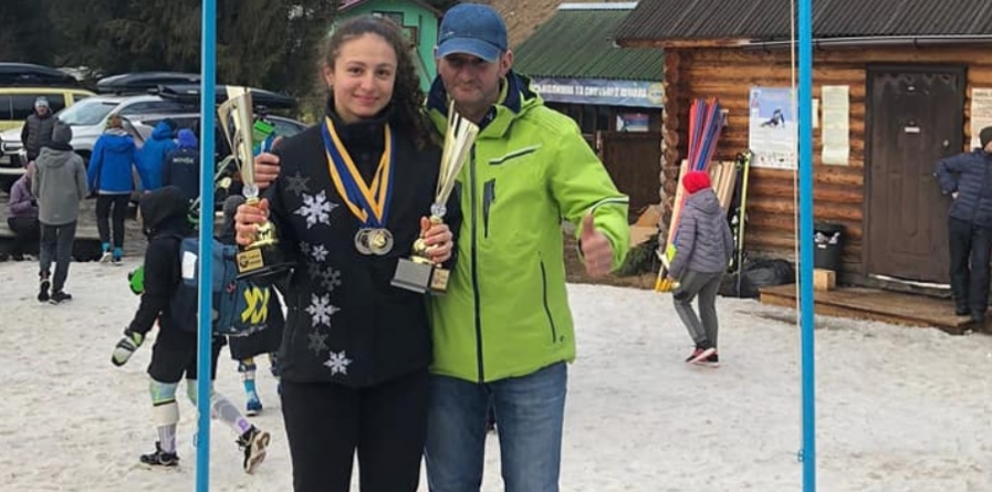 Schioarea Jeniffer Nagy Remetean obține o primă medalie de aur la „Poiana Brașov FIS Children Trophy”