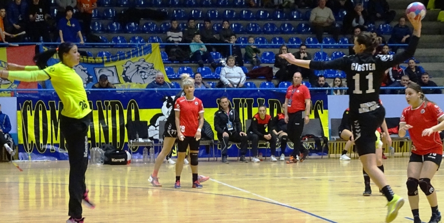 Fetele de la Minaur urcă temporar pe podium în Liga Florilor