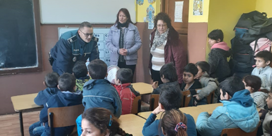 Lecție cu polițiști