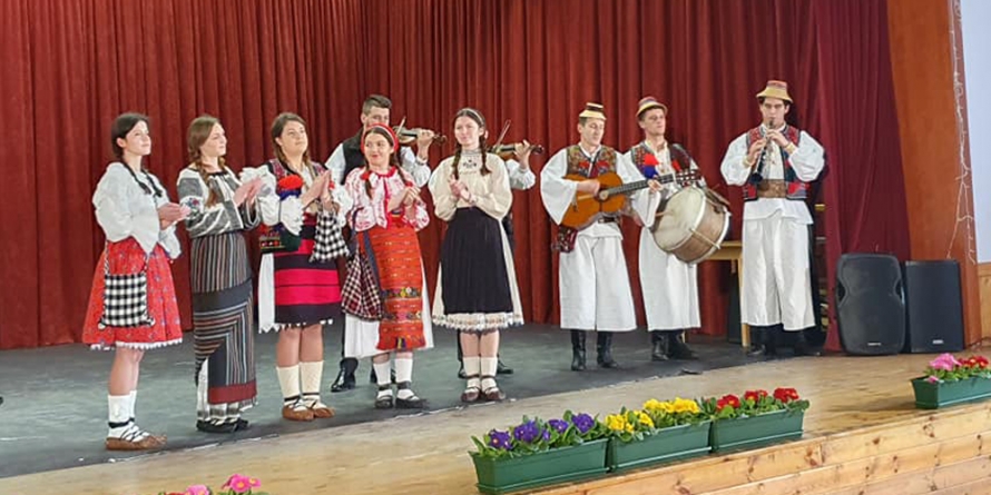 “Mărţişor Cultural Românesc” la Chitighaz (GALERIE FOTO)
