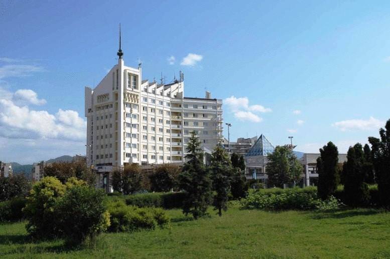 Coronavirus: 3.900 persoane în carantină sau izolare în Maramureș; Pensiuni și hoteluri transformate în centre de carantină; O băimăreancă a fost confirmată cu COVID-19