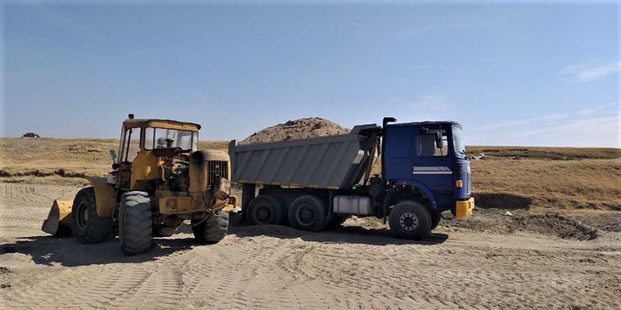 Acţiunea Balastiera: 16 tone de agregate minerale confiscate de poliţişti