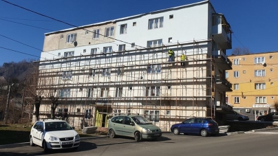 Cinci blocuri de locuințe din Cavnic, incluse în programul de reabilitare în 2020