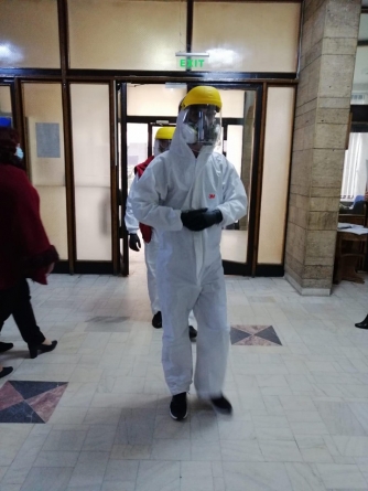 Situație fără precedent: Conducerea județului Maramureș s-a autoizolat în Palatul Administrativ din Baia Mare (GALERIE FOTO)