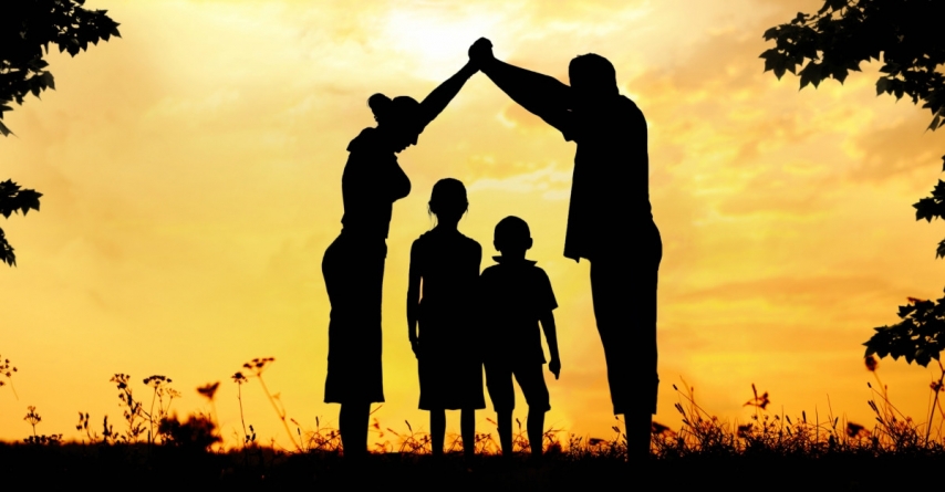 Astăzi e Duminica Părinților și Copiilor