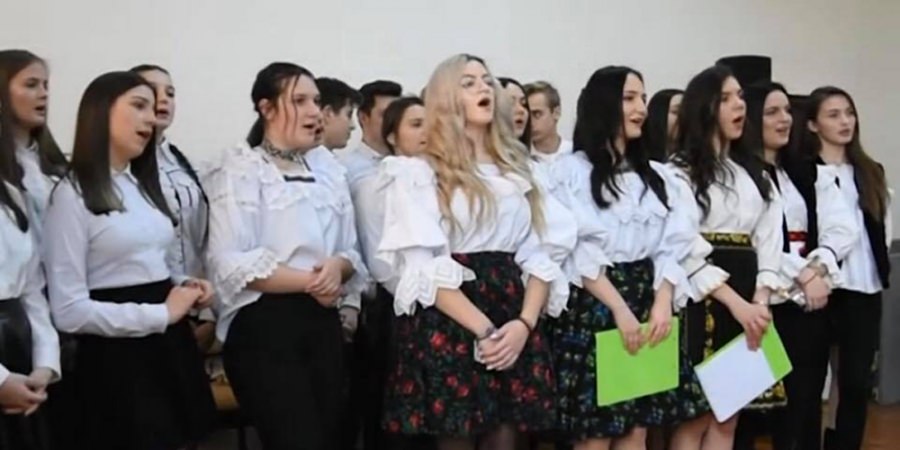 „Din drag pentru mama” la Colegiul „Regele Ferdinand” din Sighetu Marmației