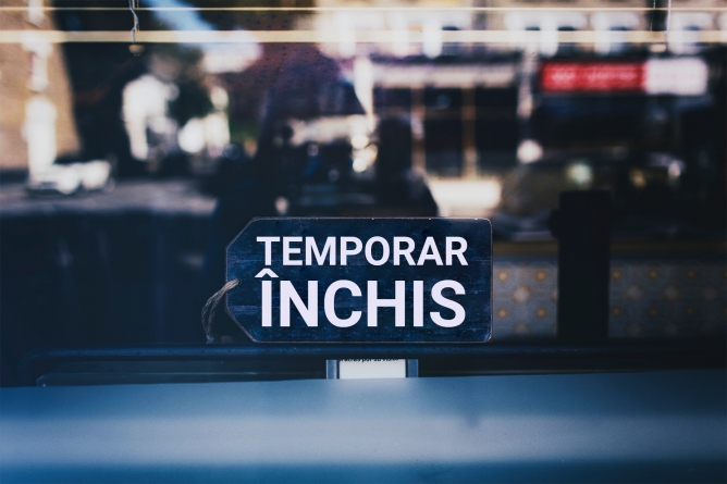 Unele centre Caritas s-au înschis temporar