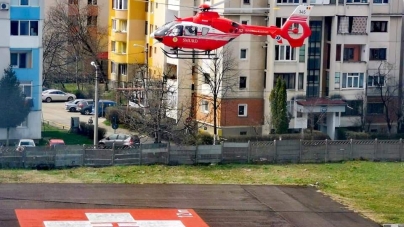 Intervenție aeriană: Un pacient cu anevrism, transportat cu elicopterul SMURD. Nu a fost vorba despre vreun pacient cu COVID-19, transportat dinspre sau înspre Baia Mare (FOTO)