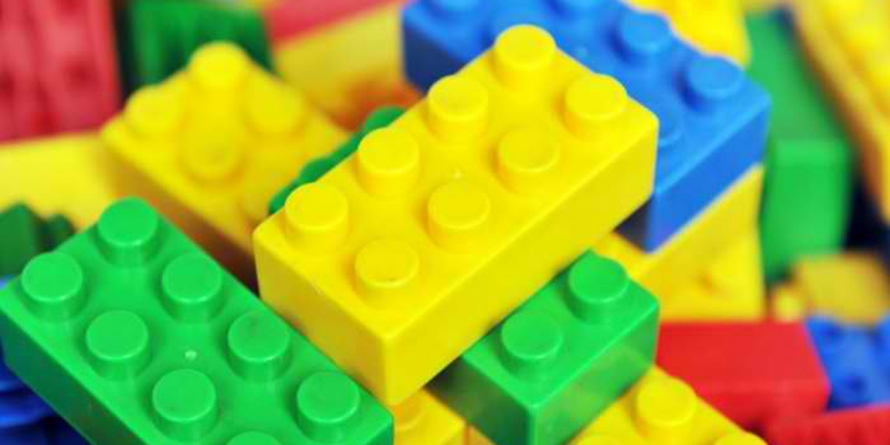„Let’s Lego” – campanie de donare piese lego la Școala „Avram Iancu”