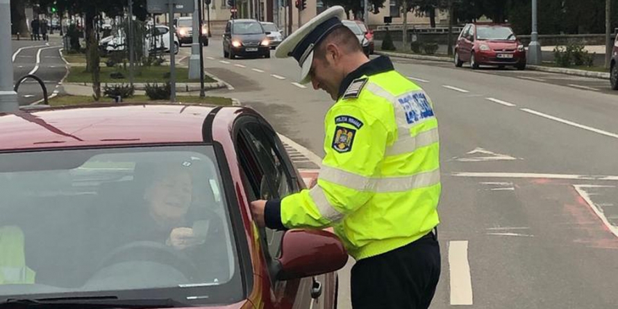 Șoferițe sancționate cu mărțișoare