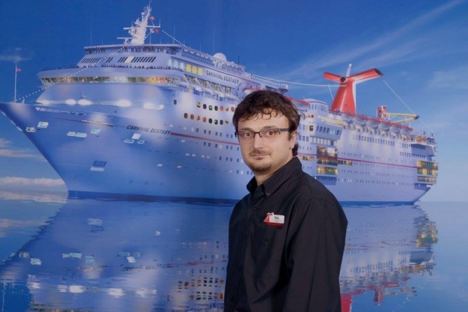 Au reușit: Maramureșeanul blocat în India și soția au ajuns în carantină într-o pensiune din Sighetu Marmației