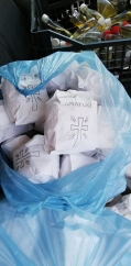 Credincioșii din Posta au primit pachete cu hrană sufletească