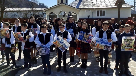 În Rozavlea, protest în semn de solidaritate și libertate pentru Maria și Mihai Jalaskoski Smicală