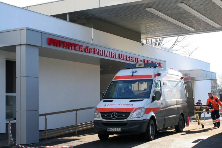 „Au uitat” să spună: În județul Maramureș, în Țara Lăpușului, au uitat faptul că pacientul este infectat cu COVID-19! Dosar penal întocmit!