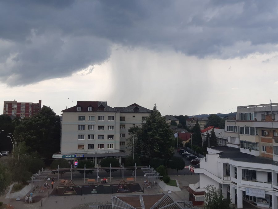 Atenționare actualizată: Cod galben de instabilitate atmosferică accentuată, valabil pentru Maramureș până către dimineață