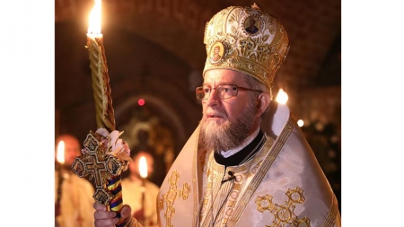 PS Iustin: „Chiar dacă avem această întâmplare nefericită și boală molipsitoare, care ne-a ținut despărțiți unii de alții, am fost în același duh și în aceeași putere și credință mărturisitoare” (GALERIE FOTO)