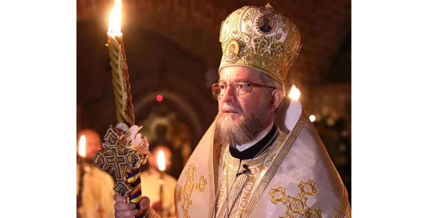 PS Iustin: „Sfintele slujbe se vor ține în aer liber, cu respectarea distanței de 1,5 metri între persoane și purtarea măștii de protecție de către credincioși”