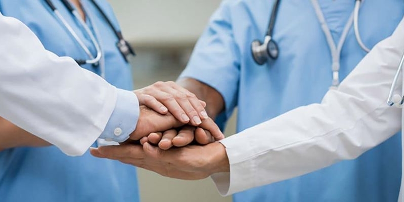 Extenuare: Medicii maramureșeni luptă fără încetare împotriva COVID-19! Unii au ajuns chiar ei pacienți… Mărturisiri din linia întâi și recomandări de aur