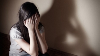 Incredibil: Anchetă la Sighetu Marmației! O adolescentă în vârstă de 16 ani ar fi fost violată de propriul bunic